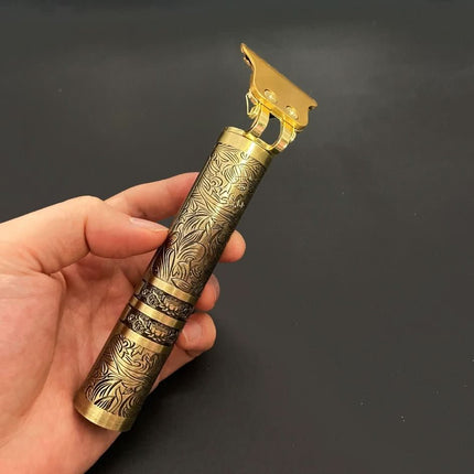 VintageTrim™ Baardtrimmer | Strakke lijnen en moeiteloze grooming in één apparaat