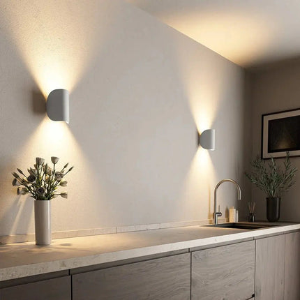 BrightFlow™ LED-wandlamp | Creëer direct sfeer met stijlvol warm licht