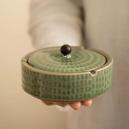 ZenAsh™ Retro Asbak met Deksel | Stijlvol roken zonder geur en rommel