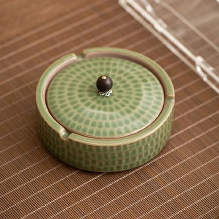 ZenAsh™ Retro Asbak met Deksel | Stijlvol roken zonder geur en rommel